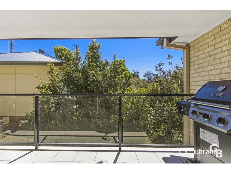 2/207-209 Gertrude Street, North Gosford NSW 2250