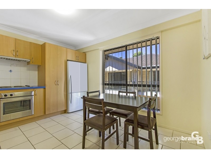 2/207-209 Gertrude Street, North Gosford NSW 2250