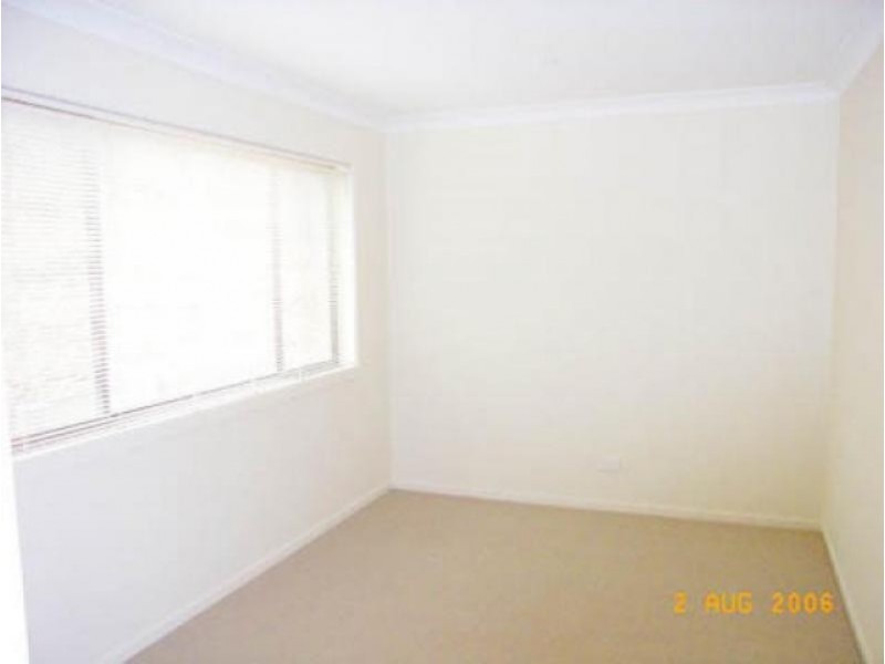 16 Julian Road, Kincumber NSW 2251