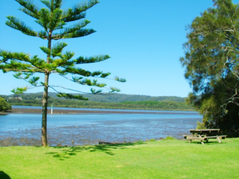 2/12 Sierra Cres, East Gosford NSW 2250