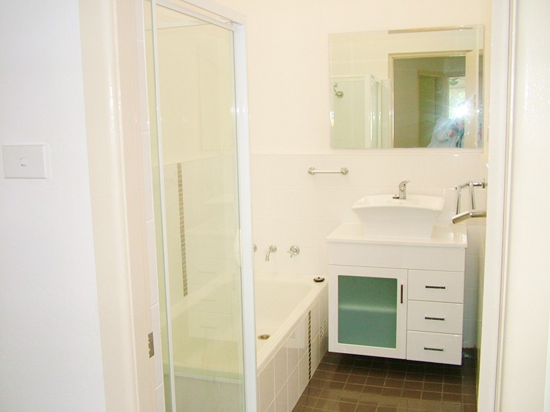 2/12 Sierra Cres, East Gosford NSW 2250