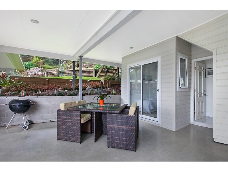 14 Henderson Rd, Saratoga NSW 2251