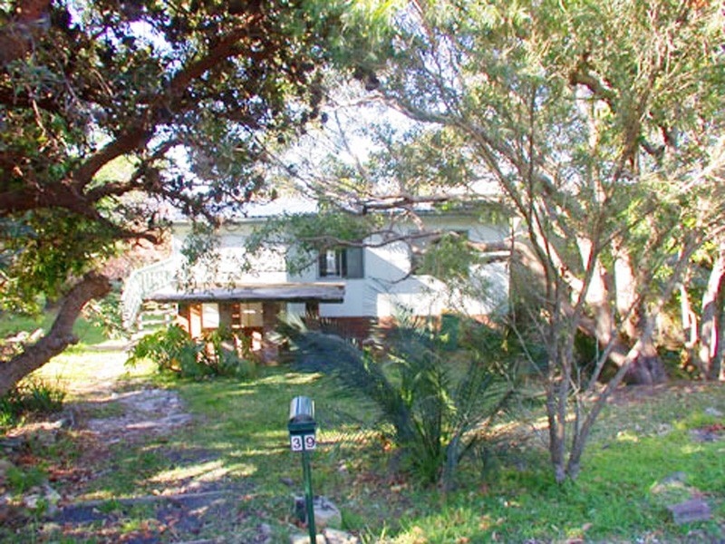 39 Beachview Esplanade, Macmasters Beach NSW 2251