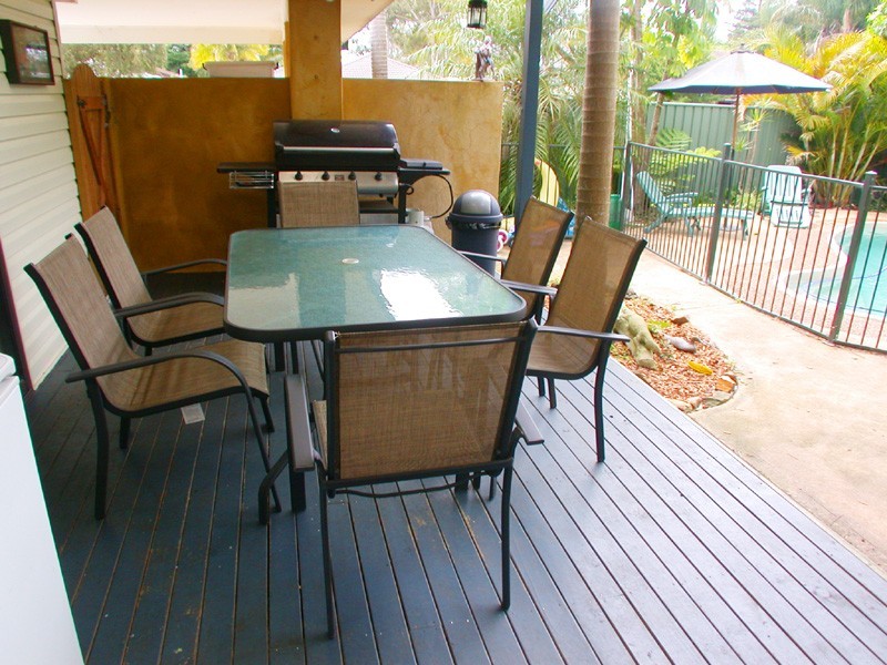 9 Myrtle Rd, Empire Bay NSW 2257