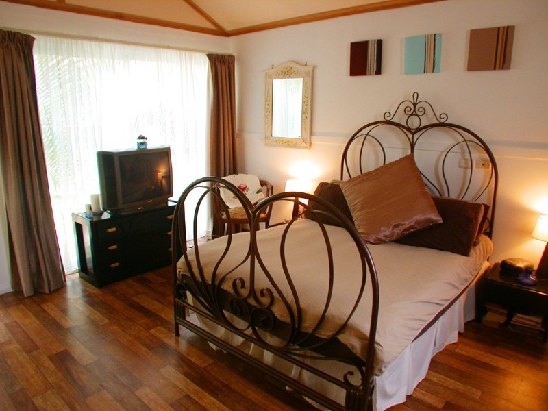 9 Myrtle Rd, Empire Bay NSW 2257