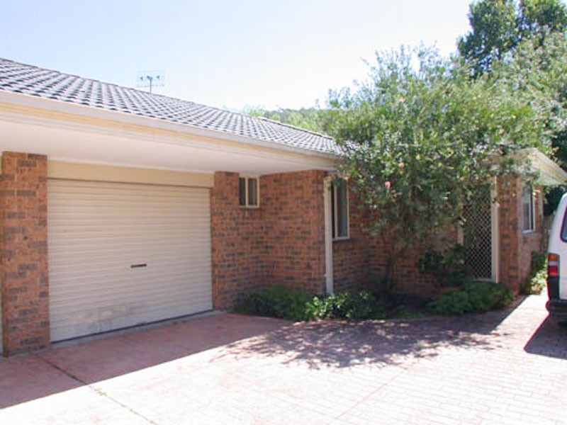 2/7 Gladys Manley Ave, Kincumber NSW 2251