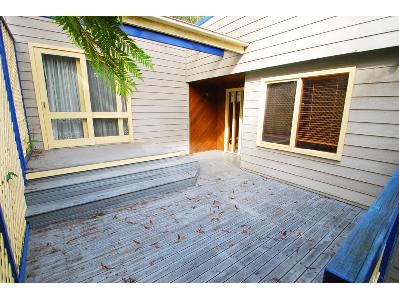 19 Daley Ave, Daleys Point NSW 2257