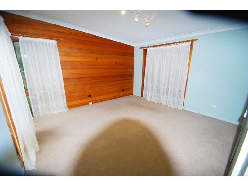 19 Daley Ave, Daleys Point NSW 2257