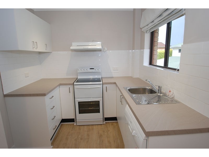 3/27 George St, East Gosford NSW 2250