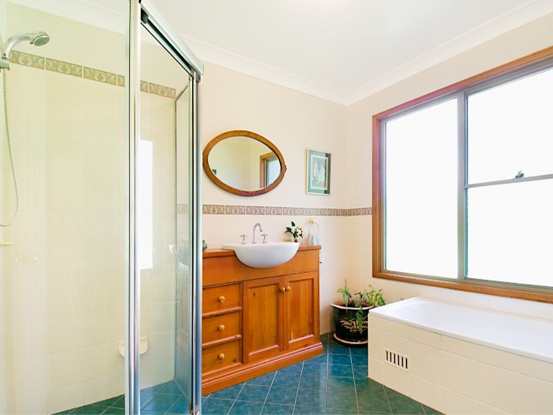 54 Bounty Hill Rd, Macmasters Beach NSW 2251