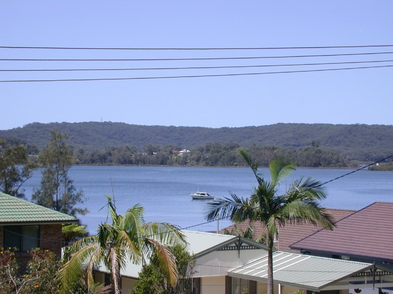 85 Broadwater Drive, Saratoga NSW 2251