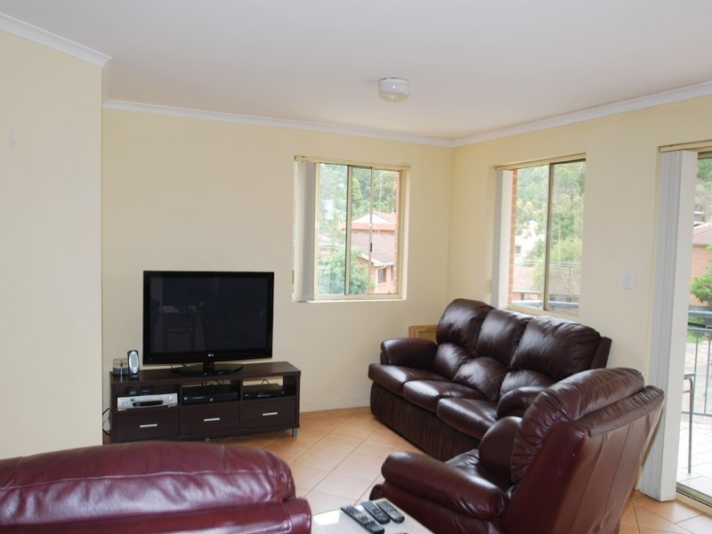 13/12-14 Hills St, Gosford NSW 2250