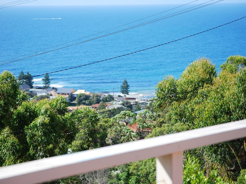 5 Chico Street, Copacabana NSW 2251