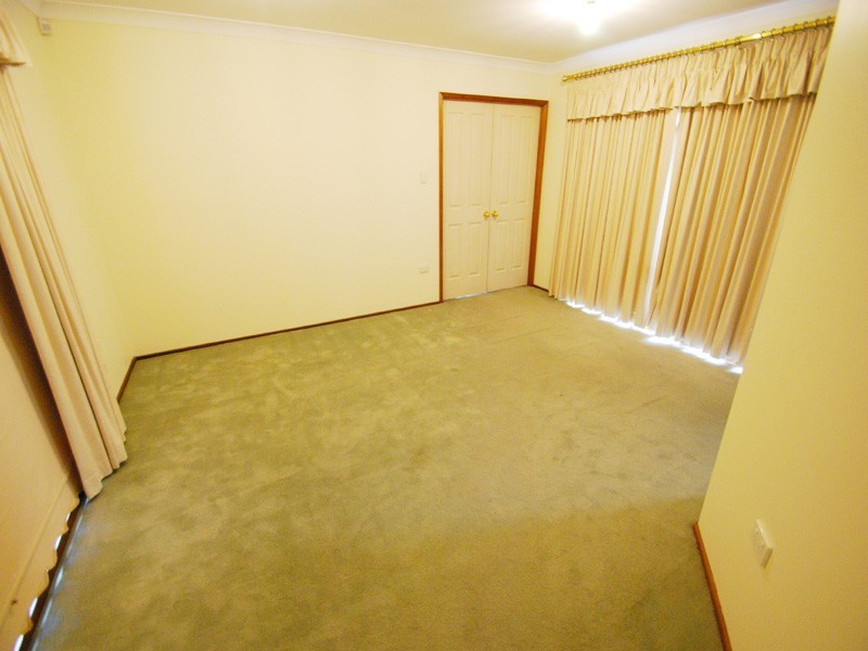 15 Oberton St, Kincumber NSW 2251