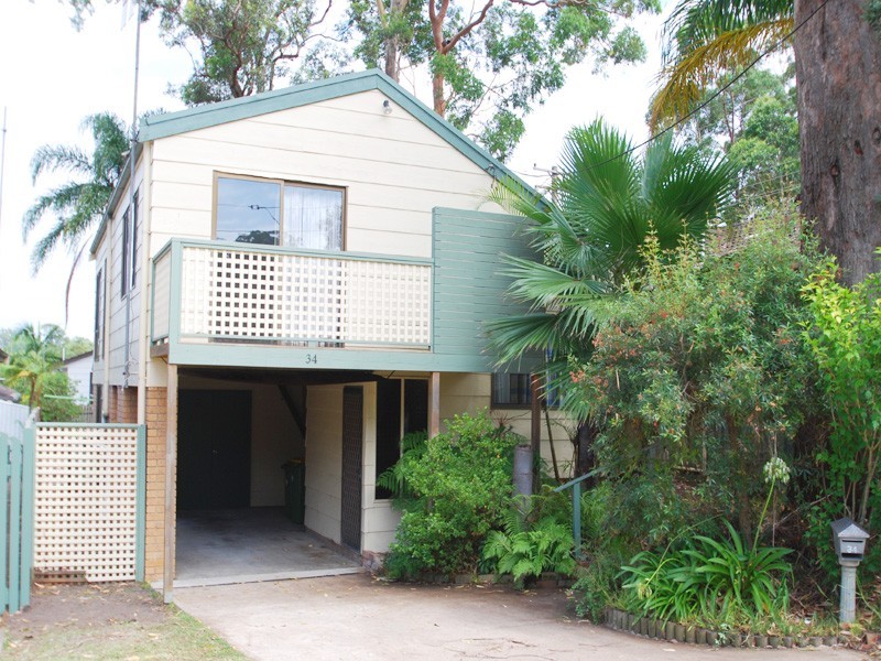 34 Melville St, Kincumber NSW 2251