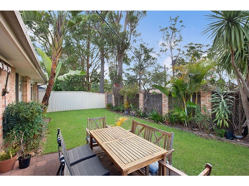 1/37 Davies St, Kincumber NSW 2251