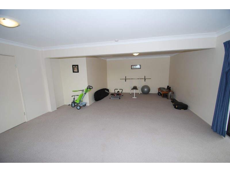7 Woorara Pde, Green Point NSW 2251