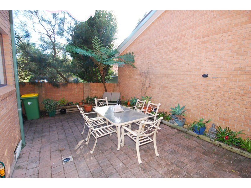 21/65 Davies St, Kincumber NSW 2251