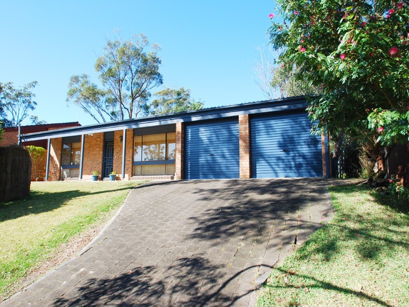 13 Water St, Kincumber NSW 2251