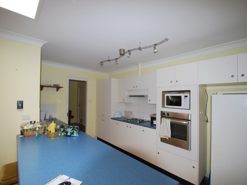 13 Water St, Kincumber NSW 2251