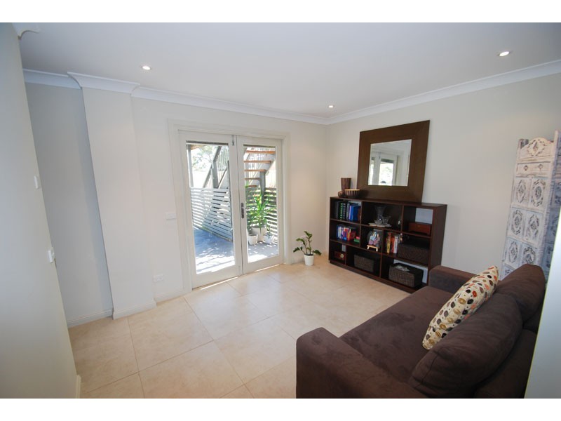 3 Llewellyn St, Saratoga NSW 2251