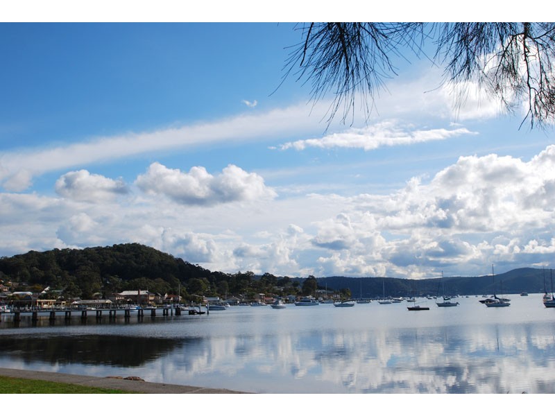 3 Llewellyn St, Saratoga NSW 2251