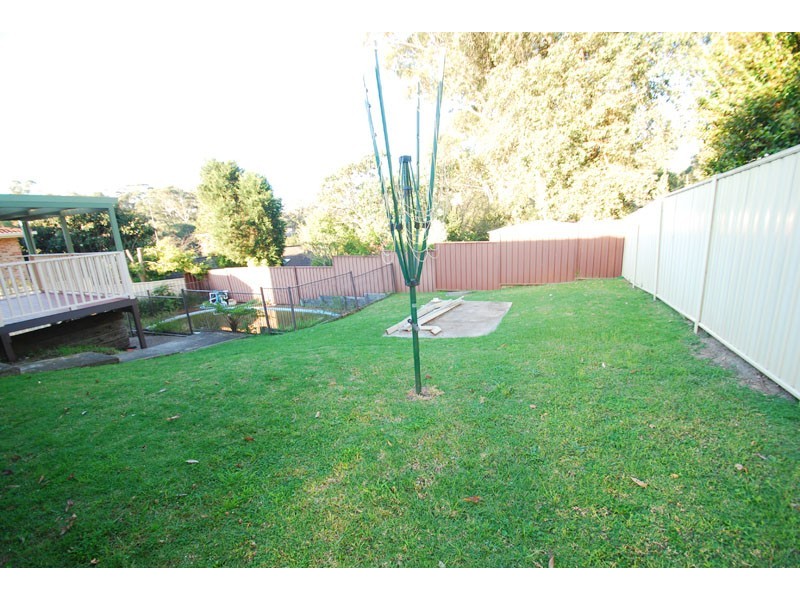 4 Woodfield Rd, Kincumber NSW 2251