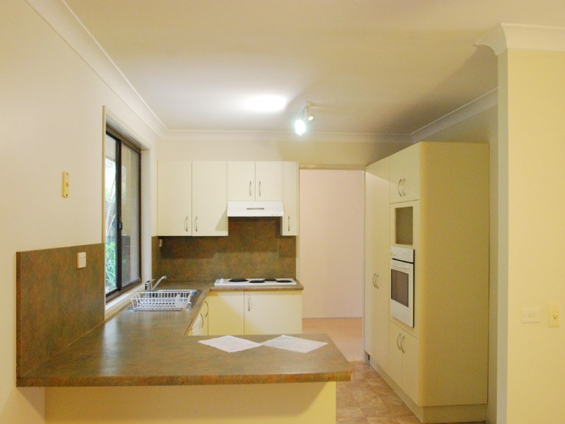 10 Waldron Rd, Kincumber NSW 2251