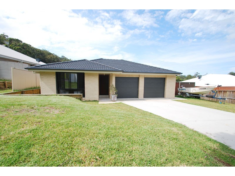 5 Ballorok Rd, Kincumber NSW 2251