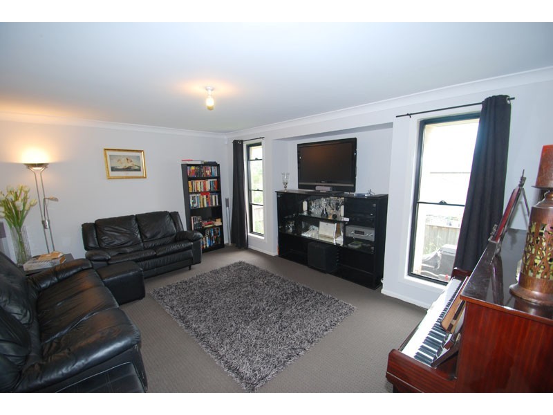 5 Ballorok Rd, Kincumber NSW 2251