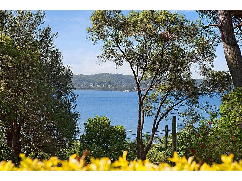 84 The Corso, Saratoga NSW 2251