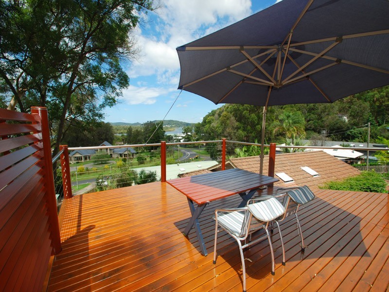 94 Henderson Rd, Saratoga NSW 2251