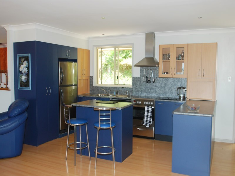 94 Henderson Rd, Saratoga NSW 2251