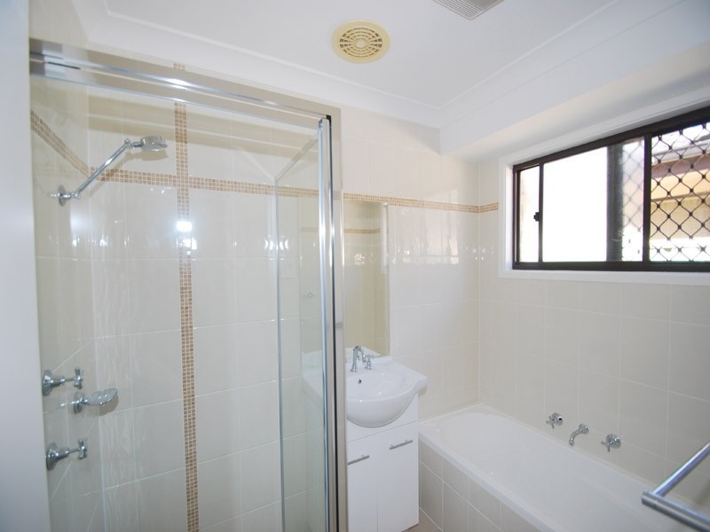 12 Myrtle St, Empire Bay NSW 2257