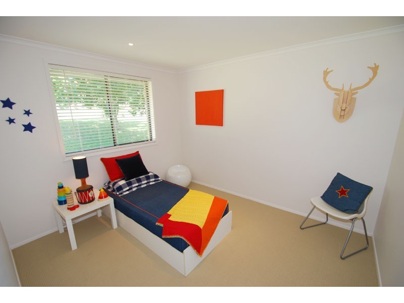 1 Pickham Cl, Kincumber NSW 2251