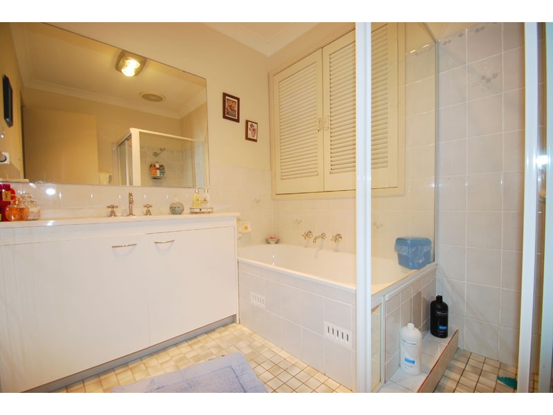 55 Scaysbrook Dr, Kincumber NSW 2251