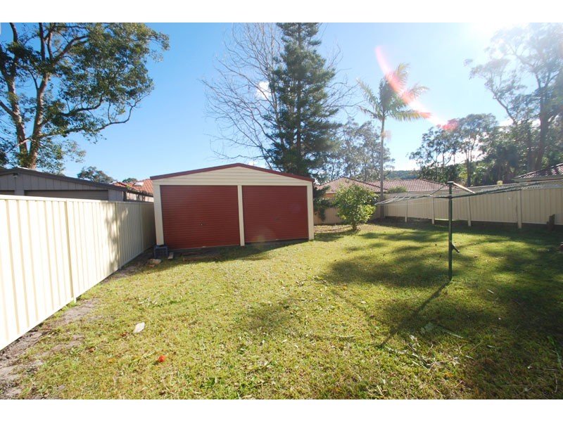 28 Davies St, Kincumber NSW 2251