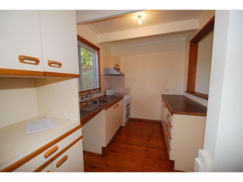 28 Davies St, Kincumber NSW 2251