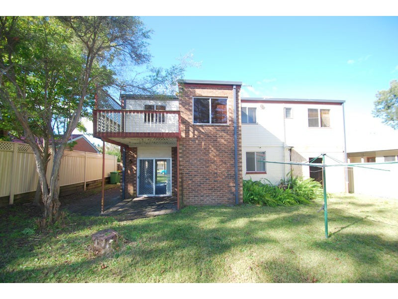 28 Davies St, Kincumber NSW 2251