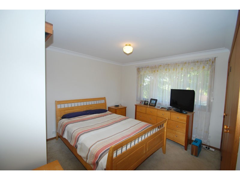 6 Aquarius Cl, Kincumber NSW 2251