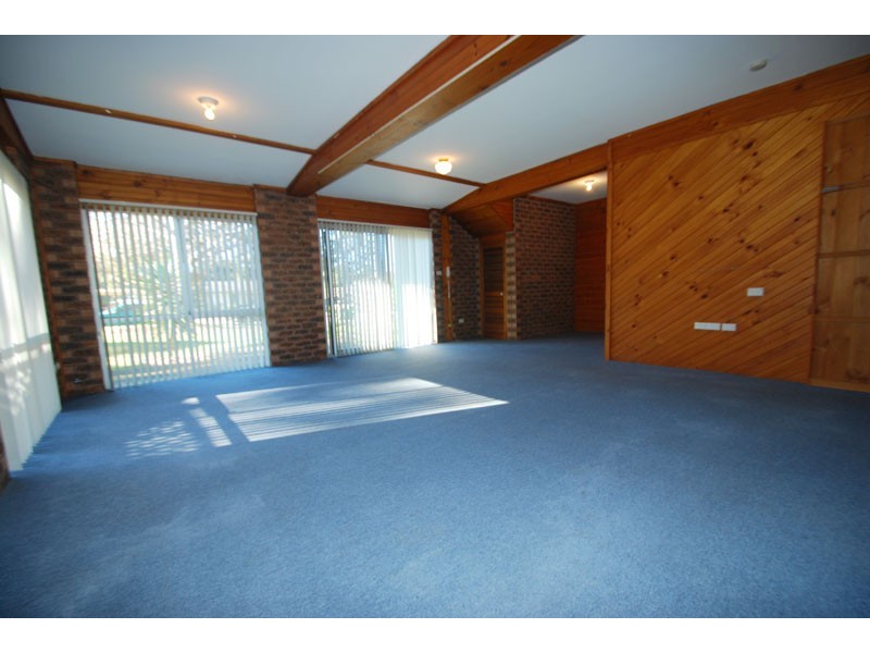 28 Davies St, Kincumber NSW 2251