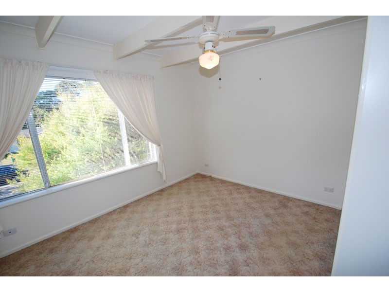 28 Davies St, Kincumber NSW 2251