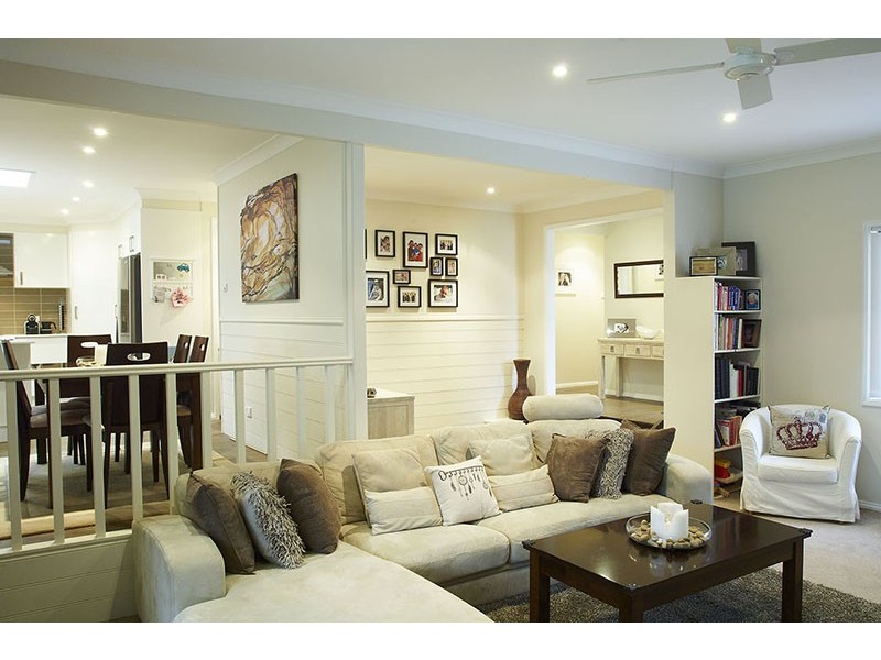 7 Yurara Cl, Kincumber NSW 2251