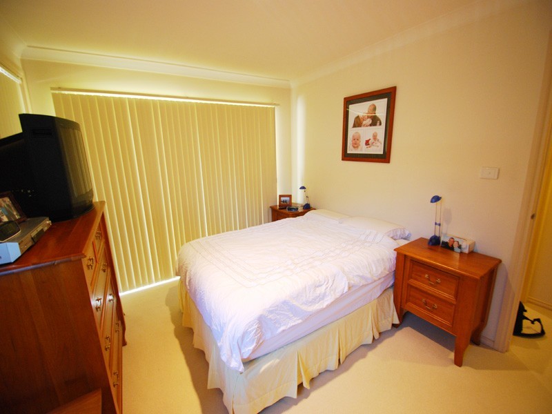 1/37 Davies St, Kincumber NSW 2251