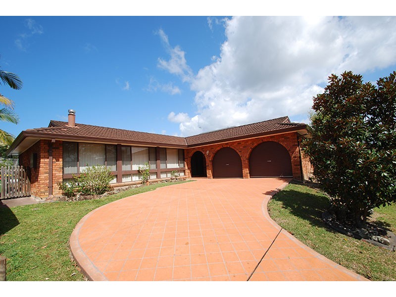 22 Scaysbrook Drv, Kincumber NSW 2251