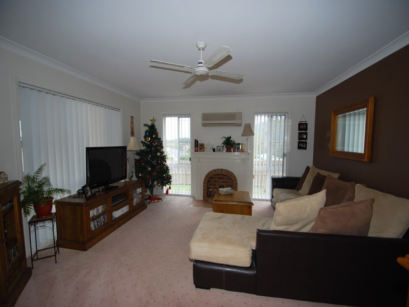 1 Melville St, Kincumber NSW 2251