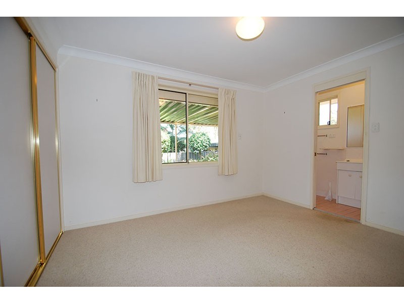 2/29 Brushwood Ave, Kincumber NSW 2251