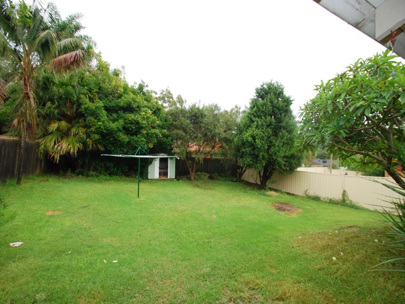 74 Melville St, Kincumber NSW 2251