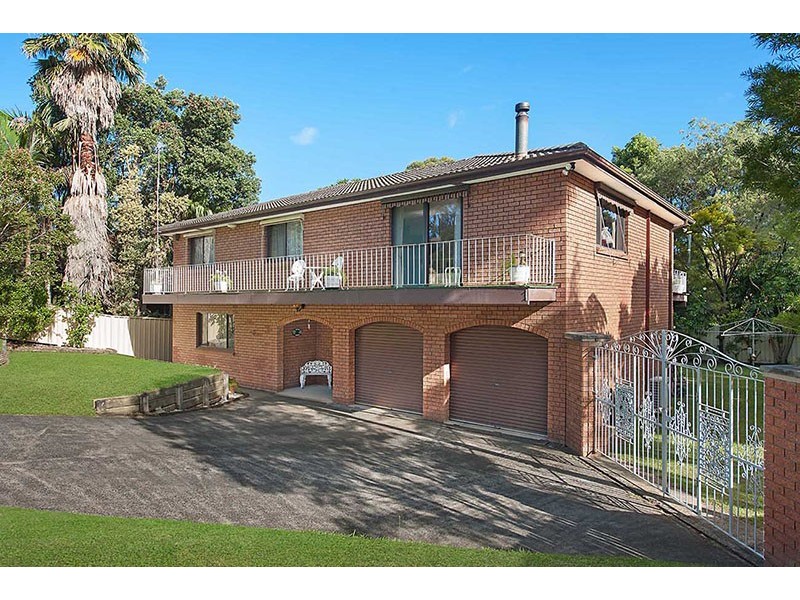 13 Peterson Cl, Kincumber NSW 2251