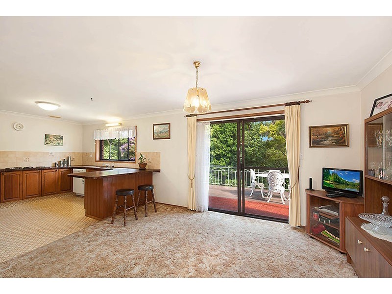 13 Peterson Cl, Kincumber NSW 2251